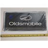 Image 1 : Five - Oldsmobile License Plates