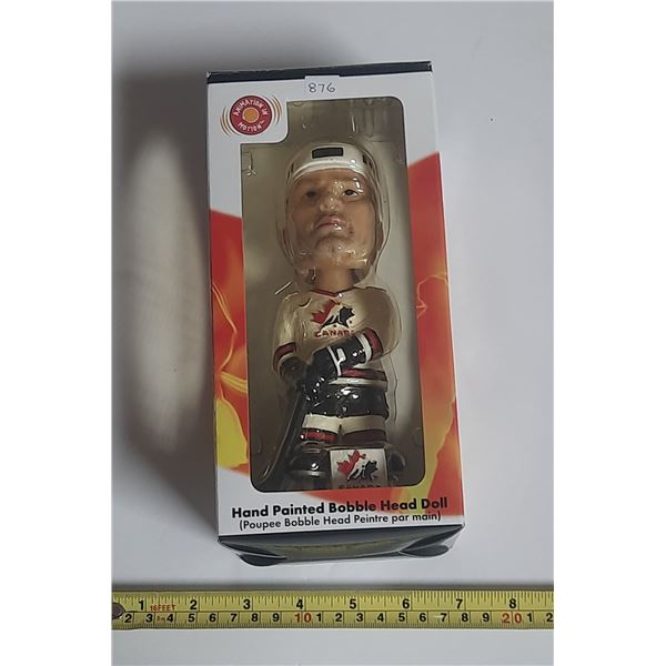 One - Eric Lindros Team Canada Bobble Head (2001) Approx. 7"