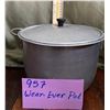 Image 1 : Wear-Ever No. 964 A. G. Ltd.  Aluminum Pot with lid.  Made in Canada.  6” tall and 9[x=#822