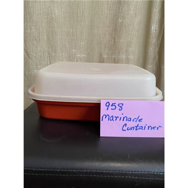 Vintage/Retro Tupperware Marinating container 12” X 10”.  Paprika base and sheer l