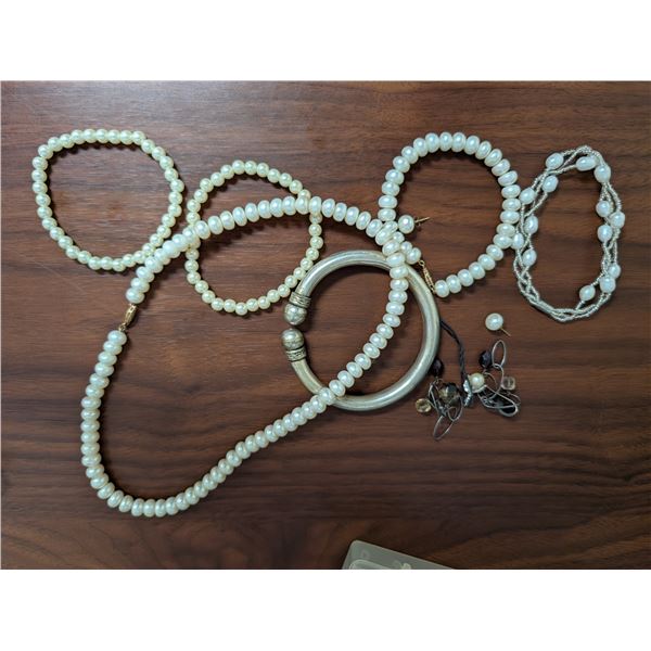 Lot of Vintage (not Confirmed) Pearl Like Jewelry and etc.