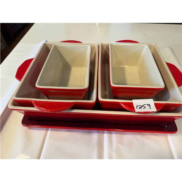 1259 red serving set 6 pieces
