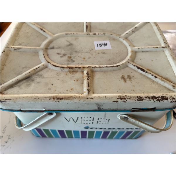 1340 metal picnic basket