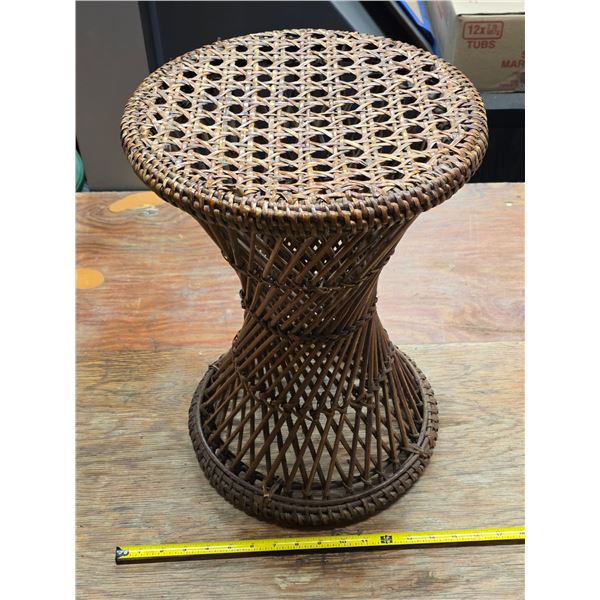 Wicker plant stand- 18"H
