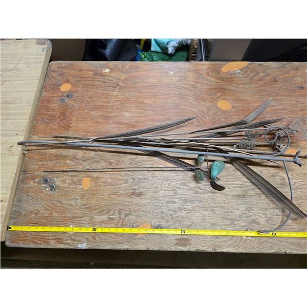 Standing garden décor items