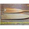 Image 2 : 2 wooden oars