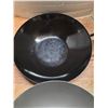 Image 2 : 2 kitchen woks