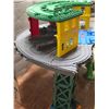 Image 3 : Plastic train station toy