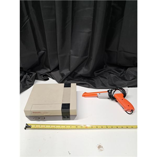 "nintendo entertainment system + zapper" missing cords (not tested)