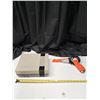 Image 1 : "nintendo entertainment system + zapper" missing cords (not tested)
