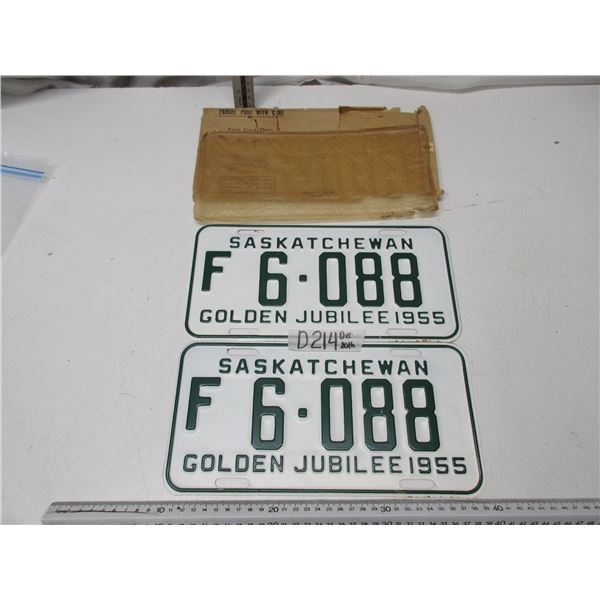 Pair of NOS 1955 Licence Plates (Original Envelope)