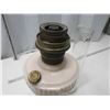 Image 5 : Lincoln Drape Aladdin Lamp w/ Chimney