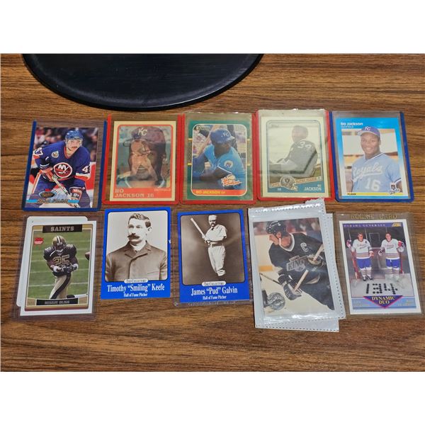 Lot of Assorted Sports Trading Cards - inc. Gretzky, Bo Jackson etc.