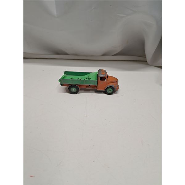 Dinky dodge truck w/hoist lift