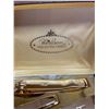 Image 2 : Heirloom Treasure Chest  - Manicure Set
