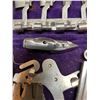 Image 6 : Antique sewing tools