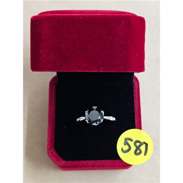 #581-3.00 CT GRA CERTIFIED ROUND BRILLIANT CUT MOISSANITE STONE VVS BLACK COLOR WITH 12 ROUND BRILLI