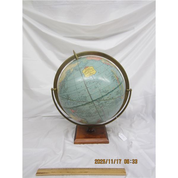 822. Antique Globe Good Condition