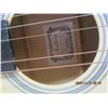 Image 2 : 823. Acoustic Guitar
