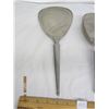 Image 5 : 827.Antque Brush and Mirror Set
