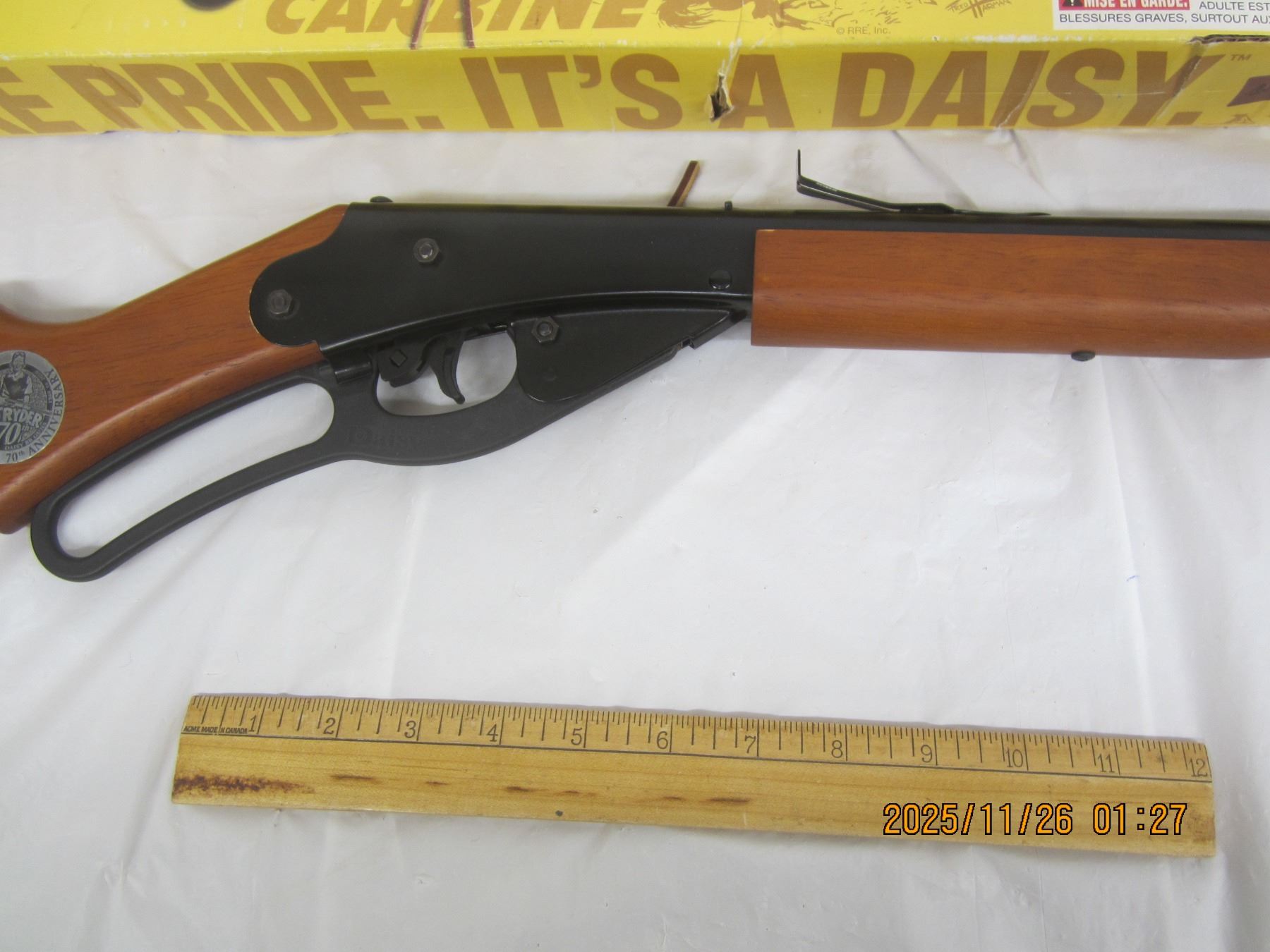 Red Rider Daisy Box 865. Daisy Red Rider 70th Anniversary BB Rifle with Box Working Good ...