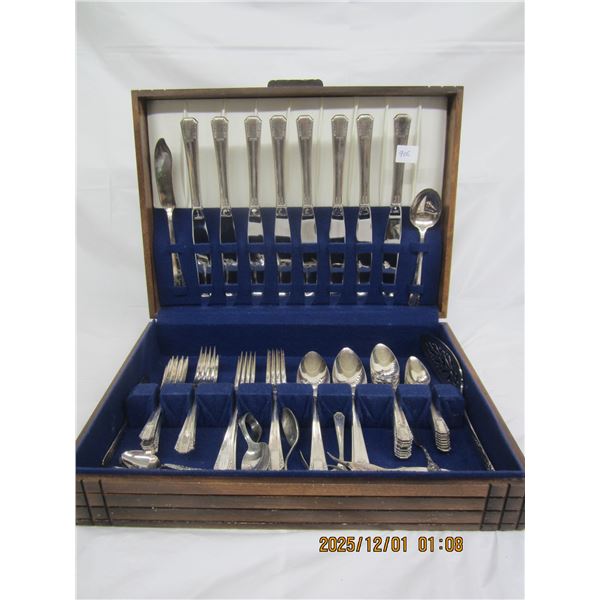 906. WM A Rodgers Triple Silver Plated Cutlery Set in Original Box