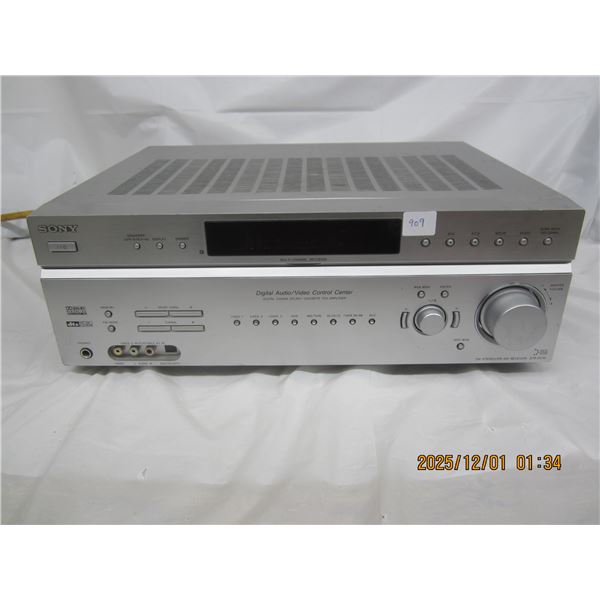 909. Vintage Sony Amplifier STR-DV10 Working Unit