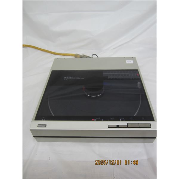 911. Technics SL-10 Clean Machine Powers Up Needs Needle