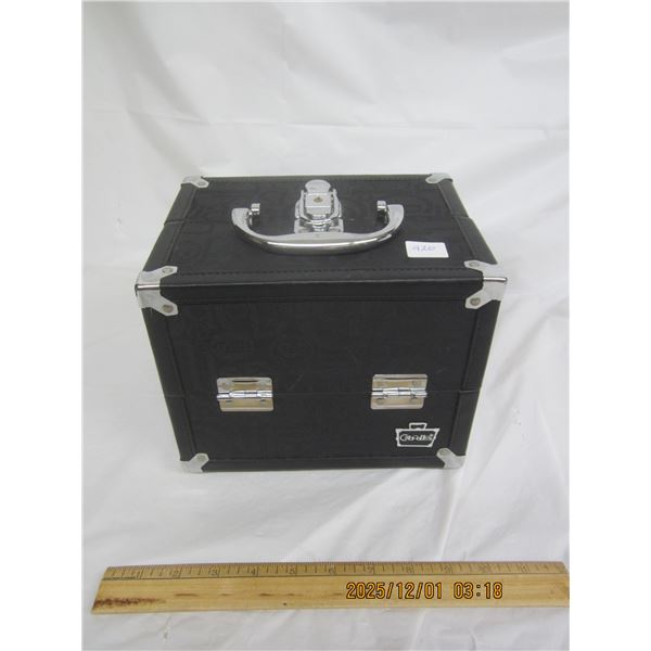 920. Locking Jewellery Box with Key