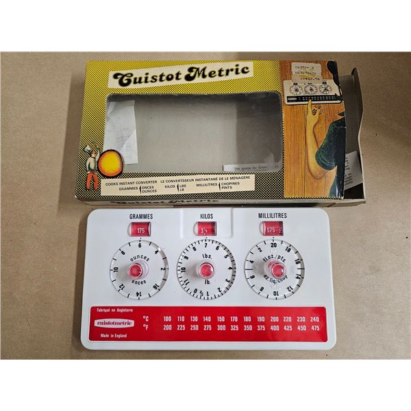 1970's Cuistot Metric Converter.  Made in England