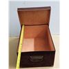Image 2 : (2) Boxes with Lids, (3) Folding Containers