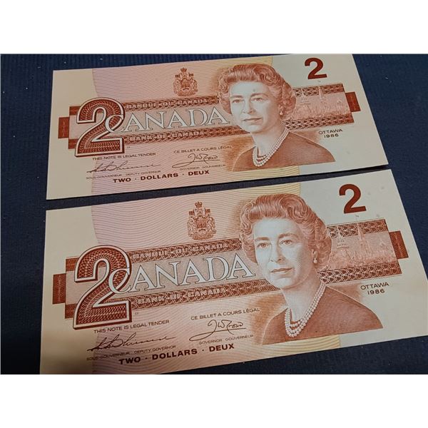 Pair Consecutive 1986 Canada $2 Banknotes. Thiessen-Crow. BRG8837611 and BRG8837612. Uncirculated