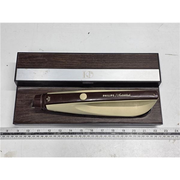 Phillips electric carving knife