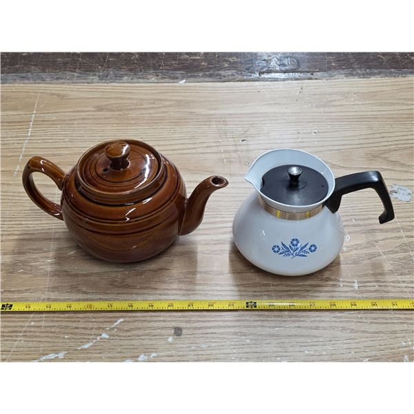 2 tea pots- 1 is corning ware