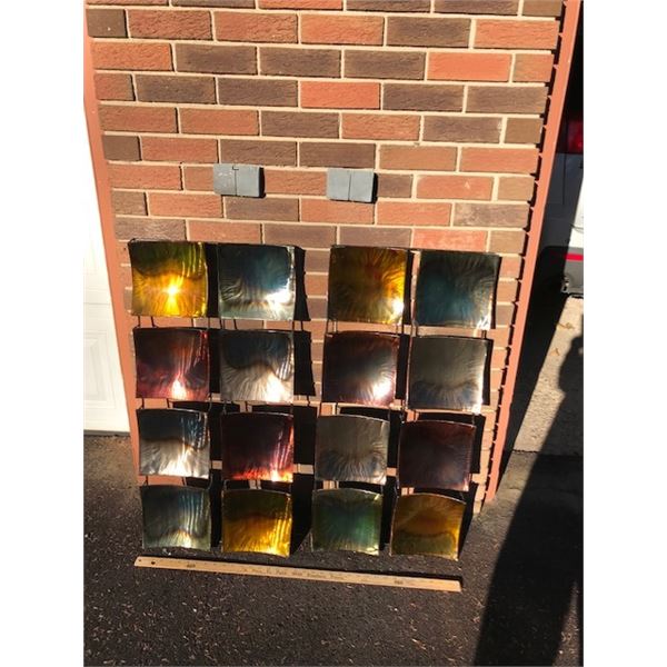 Couple of multi-coloured reflectors. Suitable on sides to a gateway entrance.