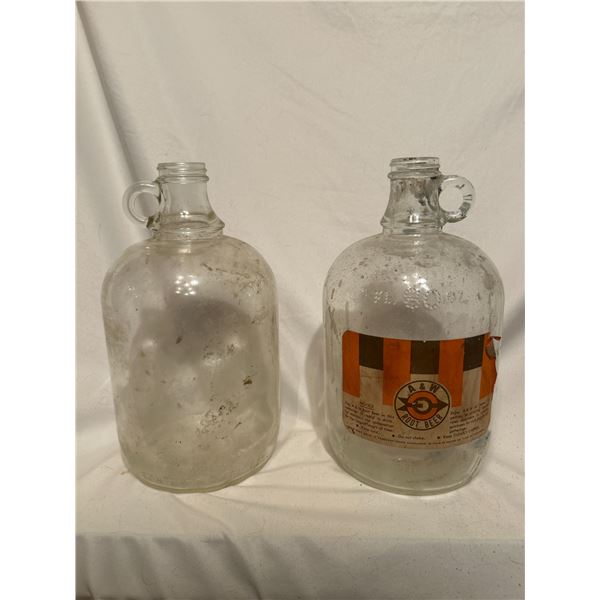 vintage A&W jugs (1label) needs cleaning