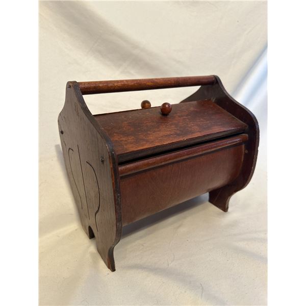 Wooden sewing box 1940 valued by collectors