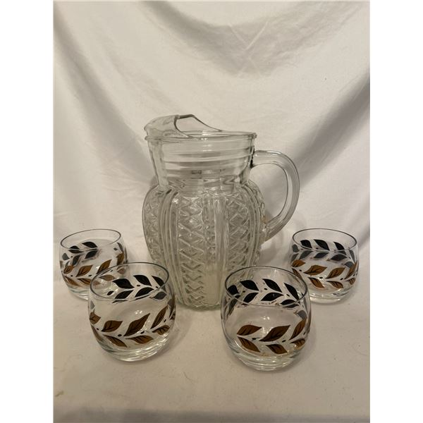 Large glass Pitcher w/4round black/gold leaves design
