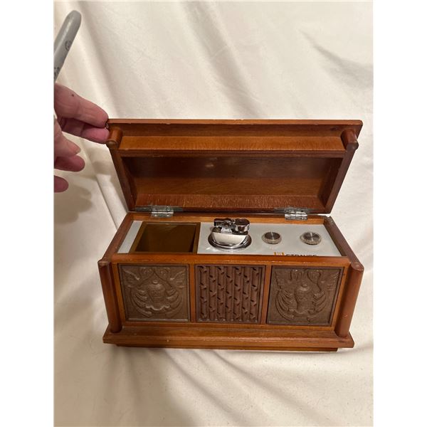 Desktop Radio, STRAUSS Cigarette Box with Lighter 1970