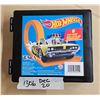 Image 1 : (9) Hot Wheels Cars in Case