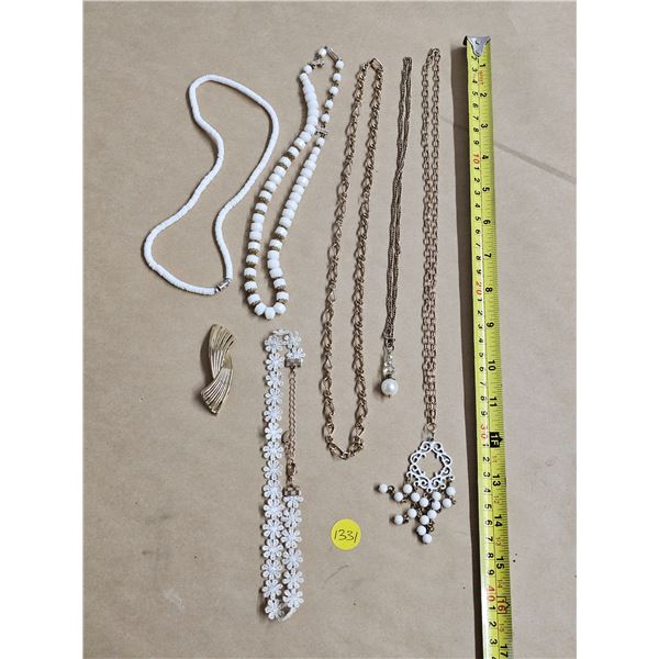 Assorted Fashion Jewelry