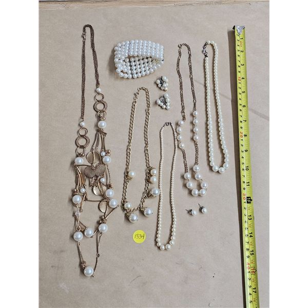 Assorted Fashion Jewelry