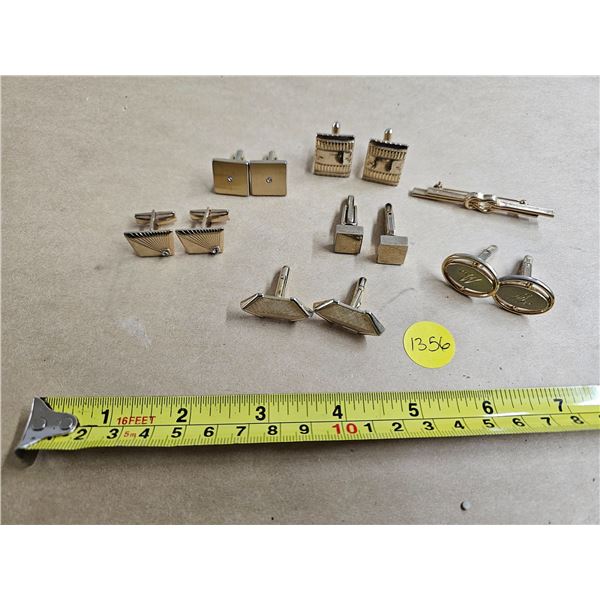 Cufflinks