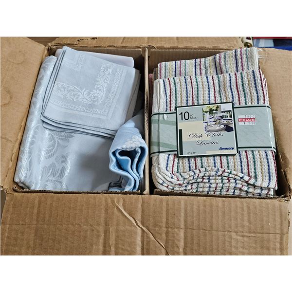 Box of Assorted Kitchen Linnen