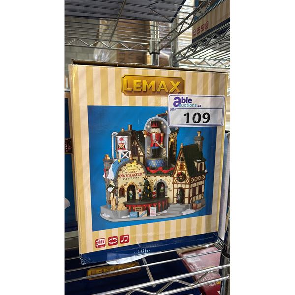 LEMAX 'LUDWIGS WOODEN NUTCRACKER FACTORY'