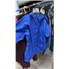 Image 2 : (11) PIECES ASSORTED CLOTHING INCLUDING; HELLY HANSEN JACKET SIZE XL, ADIDAS SWEATERS, ELVISSA