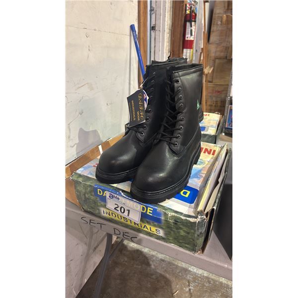 DAFFO MODE INDUSTRIALS DW-121 BLACK 11W STEEL TOE BOOTS