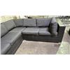 Image 3 : 3-PC SECTIONAL PATIO SOFA WITH CUSHIONS