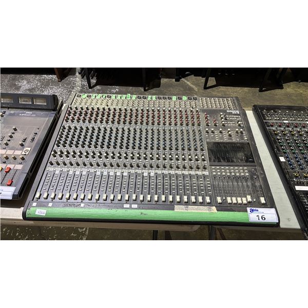 MACKIE 8 BUS MIXING CONSOLE 24X8X8 (NO POWER CORD)