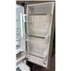Image 4 : FRIGIDAIRE GALLERY 36"W STAINLESS STEEL FRENCH DOOR REFRIGERATOR WITH BOTTOM FREEZER